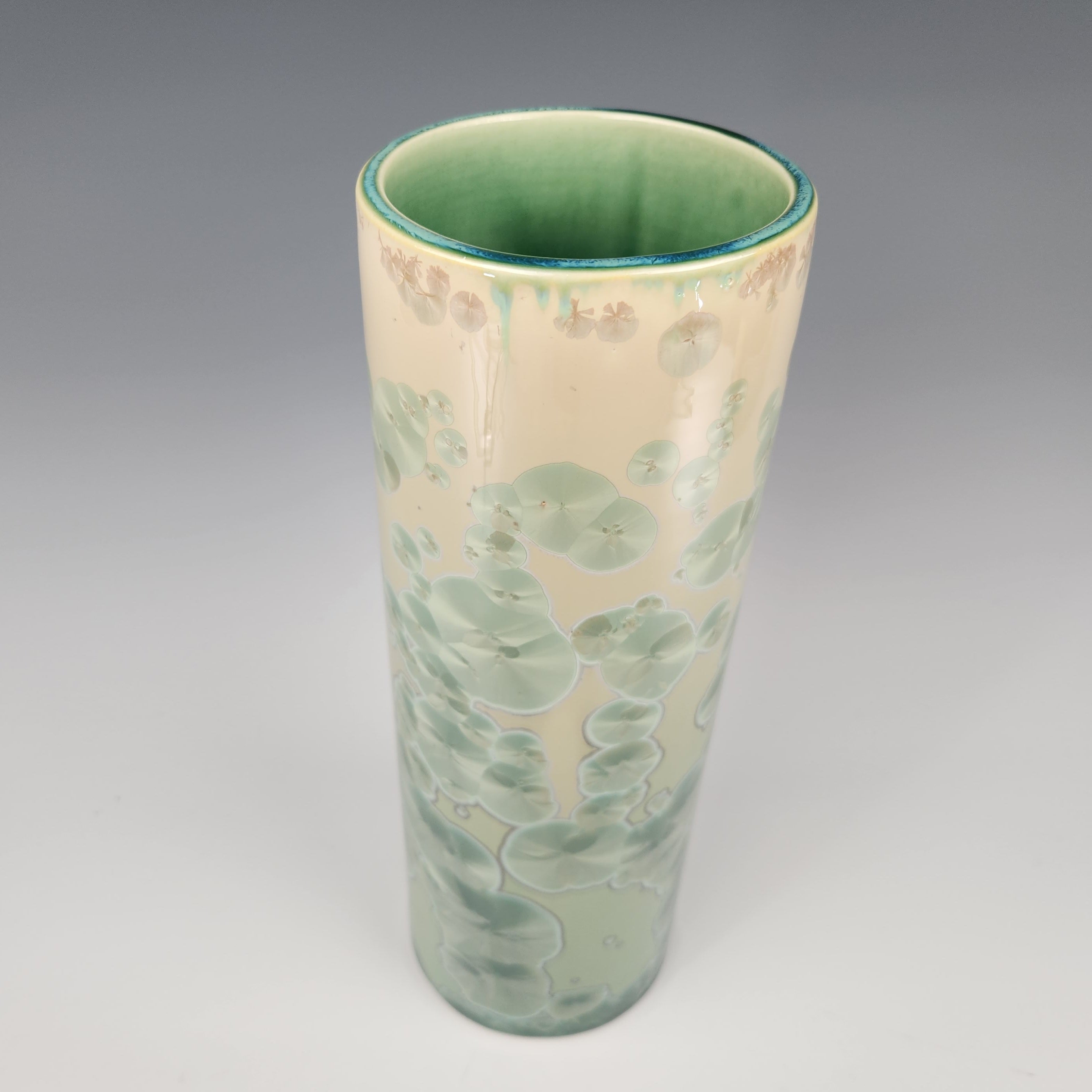 Clover Cylinder Vase - 12" - Heart of the Home PA