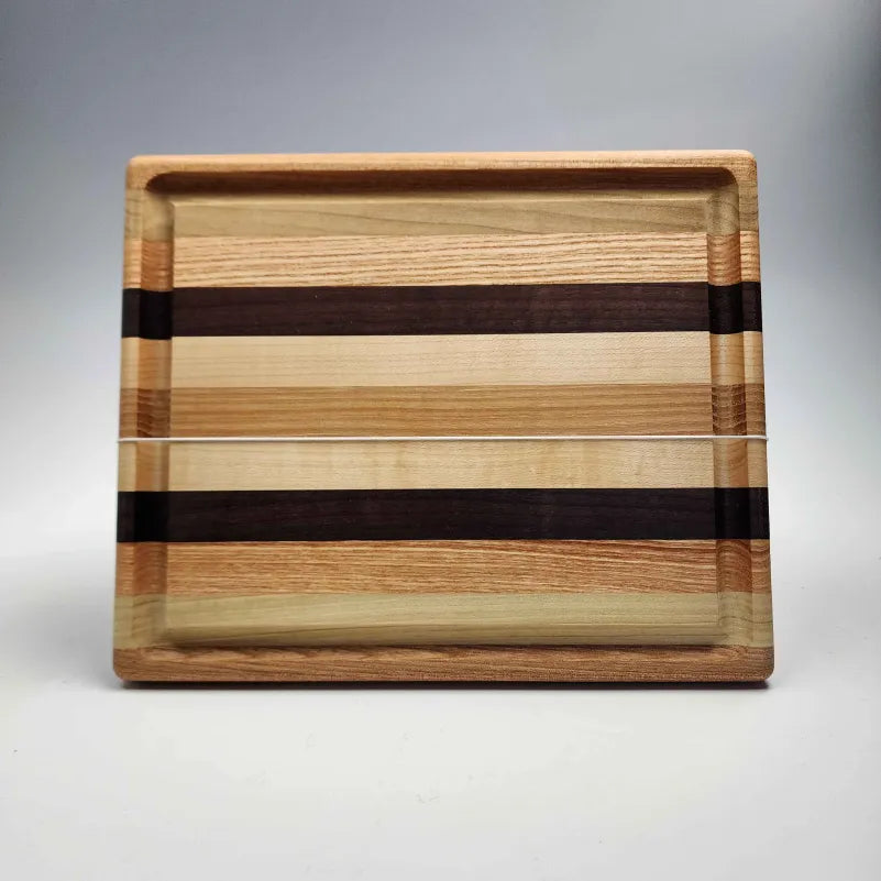 Grooved Medium Cutting Board