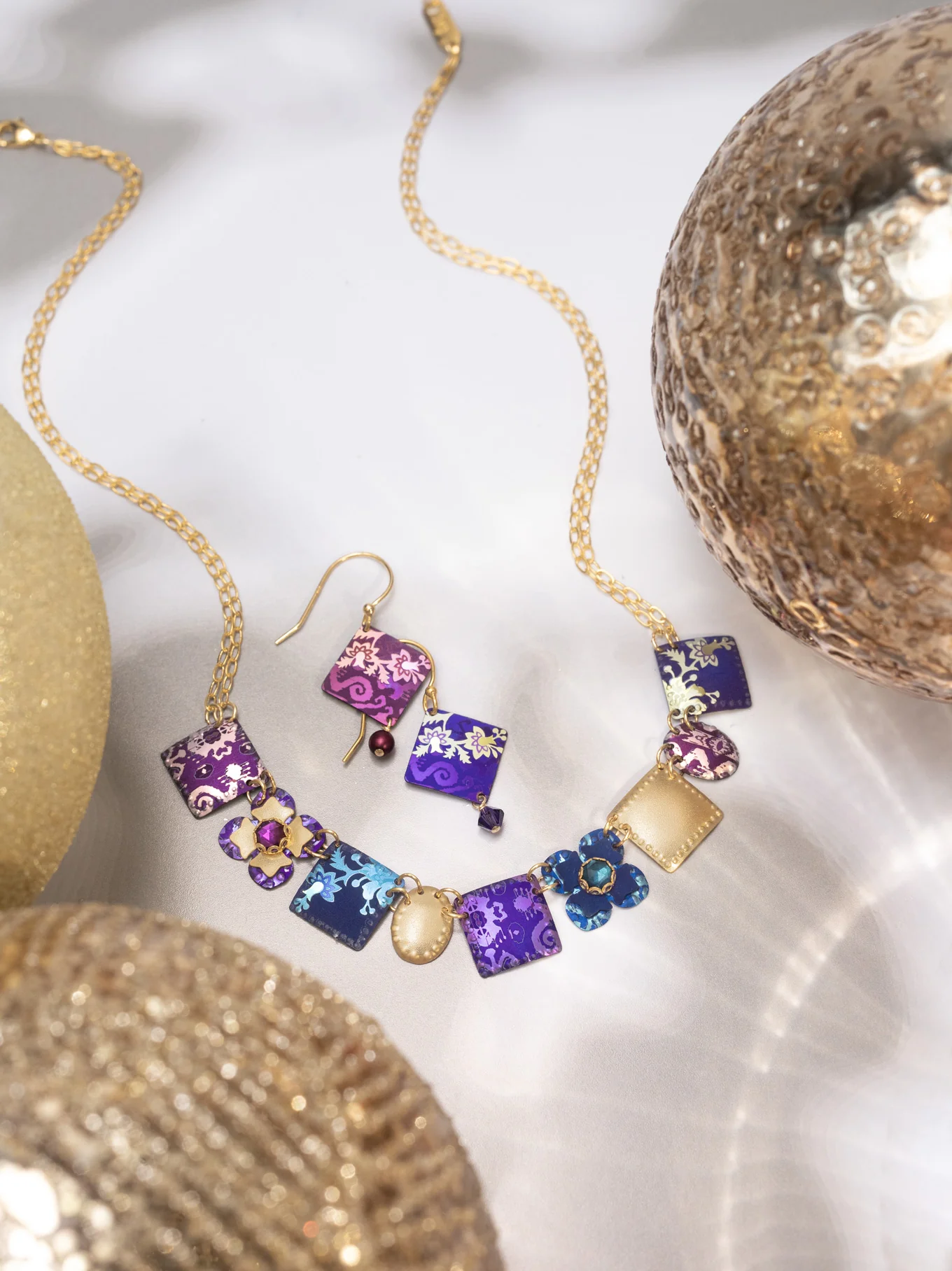 Garden Soiree Earrings in "Vintage Burgundy" - Heart of the Home Inc