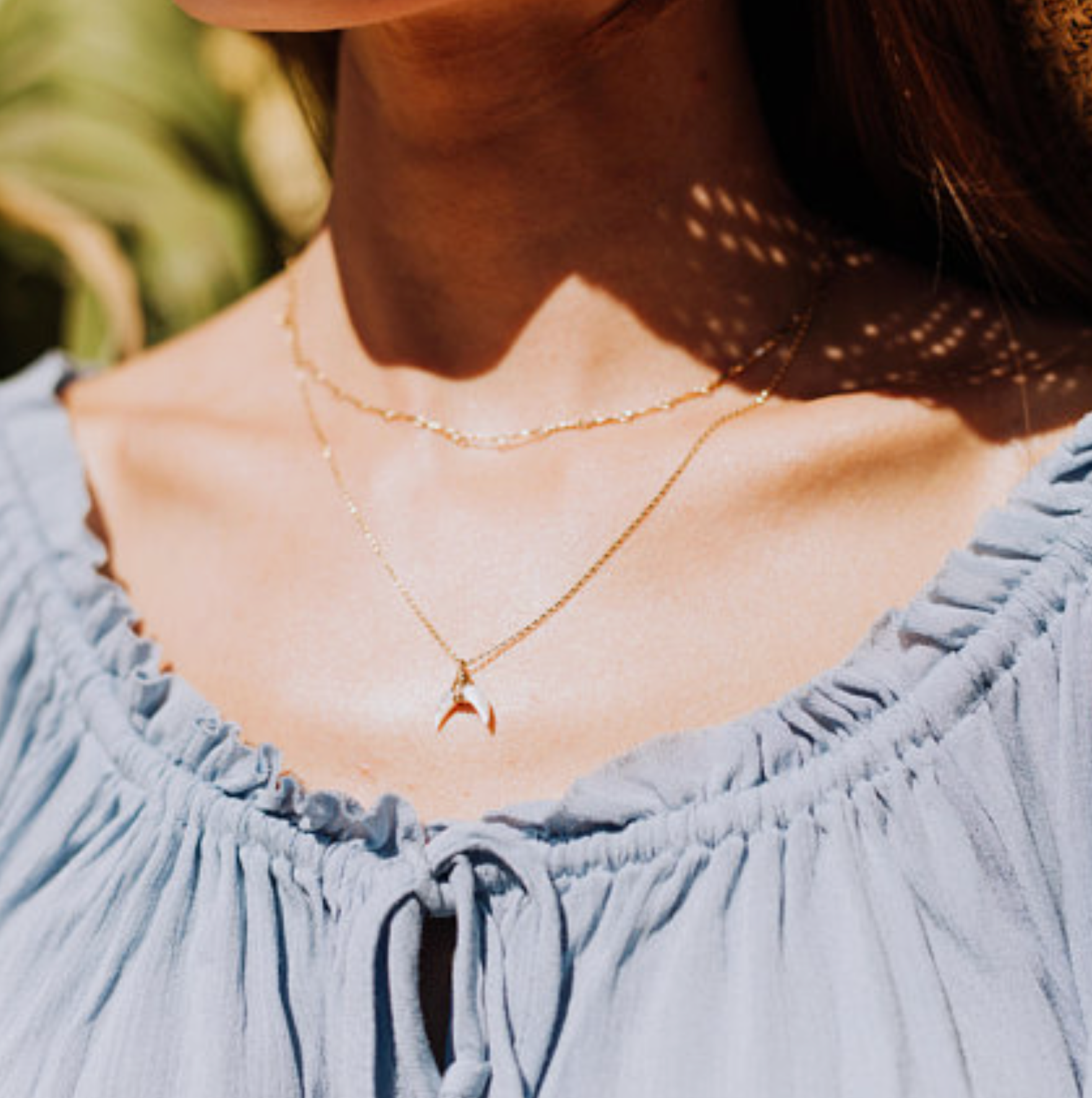 Moonbeam Necklace in Mother of Pearl - Heart of the Home Inc