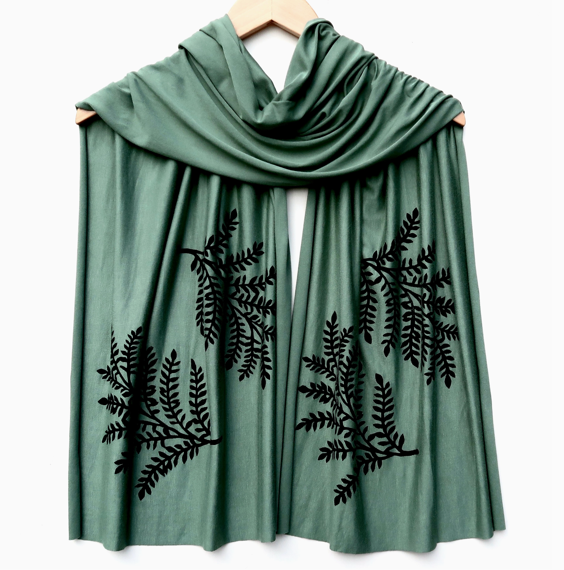 Black Leafy Branch Scarf in Moss Green - Heart of the Home LV