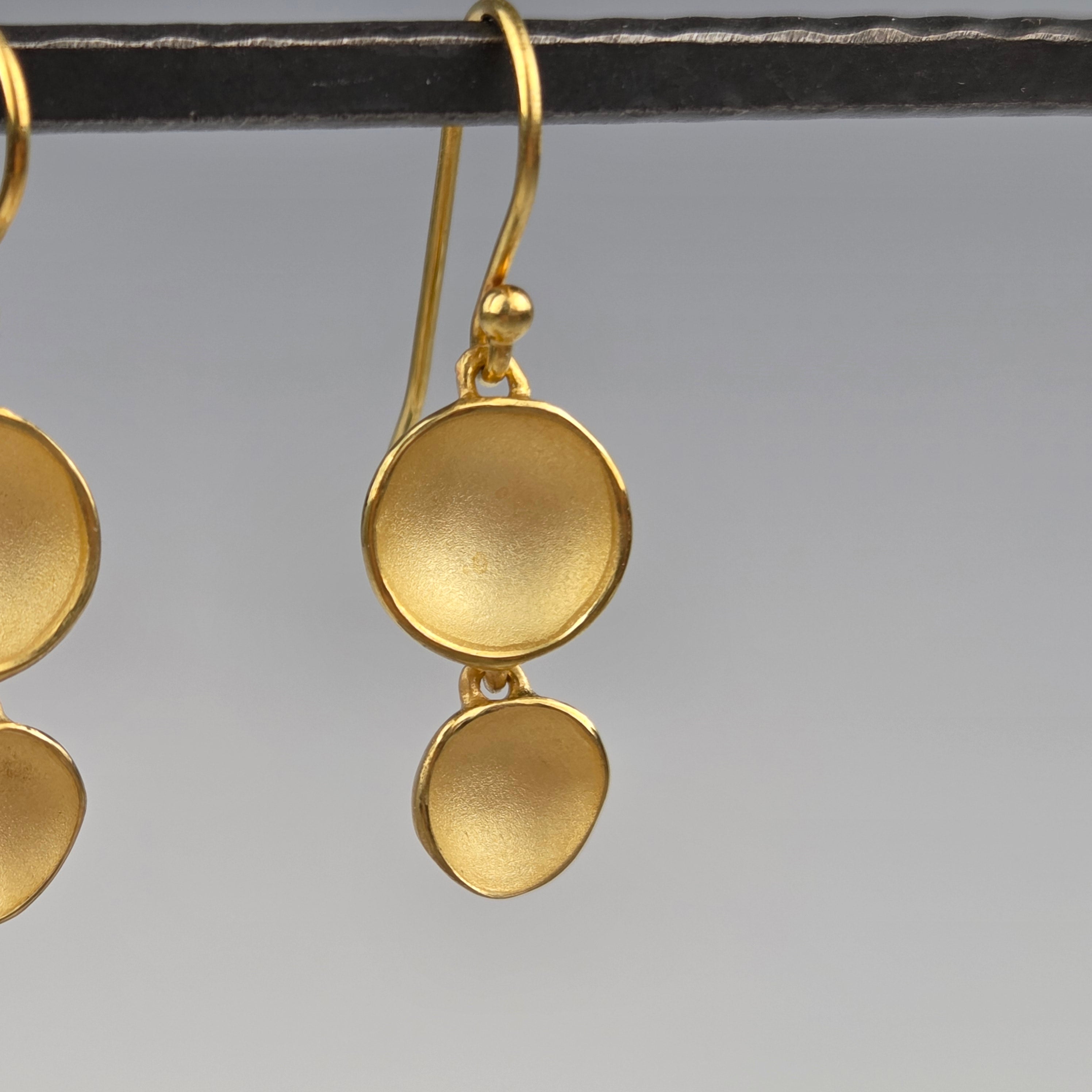 Double Dishy Pod Earrings - Heart of the Home Inc