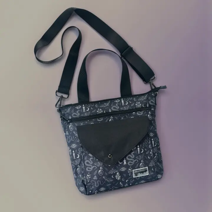Wanderwitch Sidetrack Crossbody