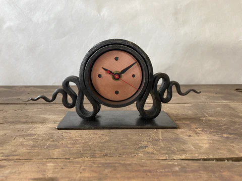 Metal Clock #115 - Heart of the Home LV