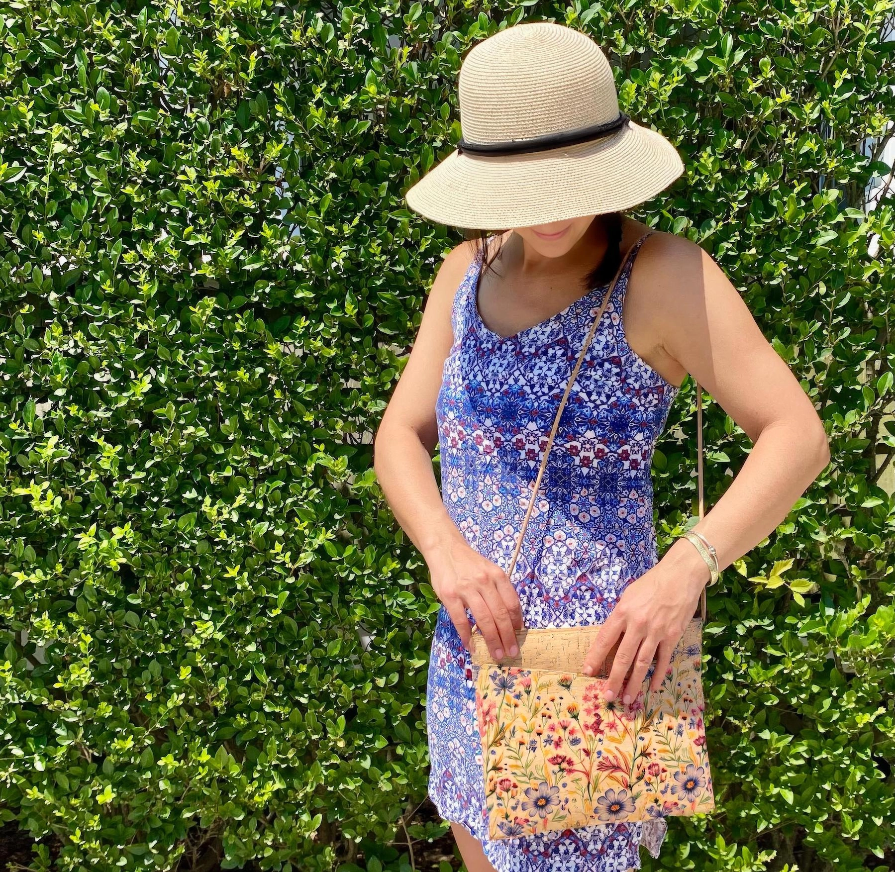 Zip Top Large Cross Body Cork Bag in Wildflower Whimsy - Heart of the Home Inc