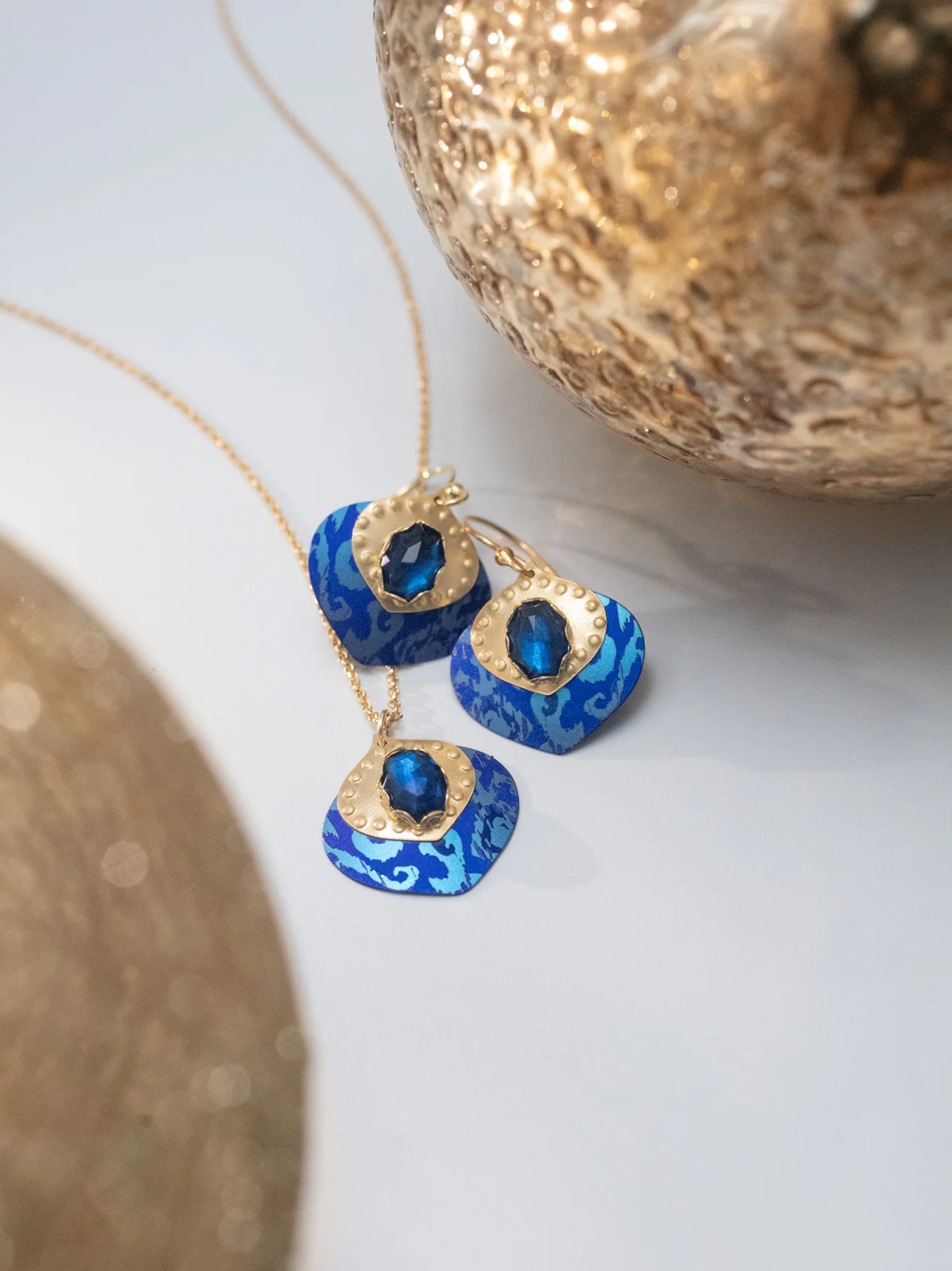 Arabella Pendant in "Sapphire Blue" - Heart of the Home Inc