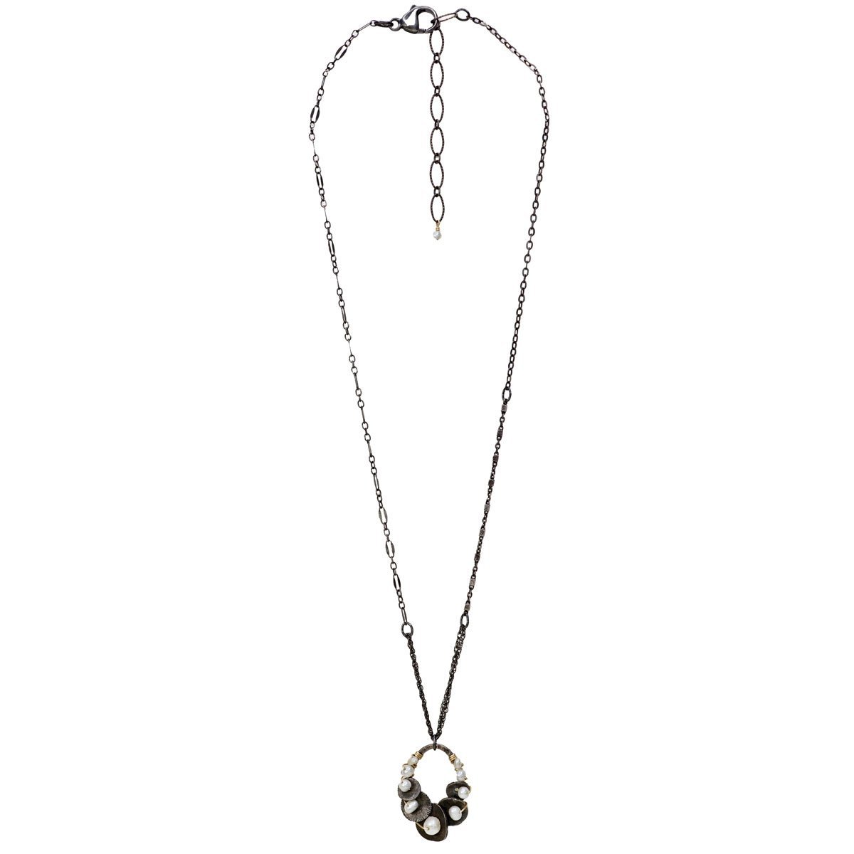 Oval Lilypad Necklace - Heart of the Home Inc