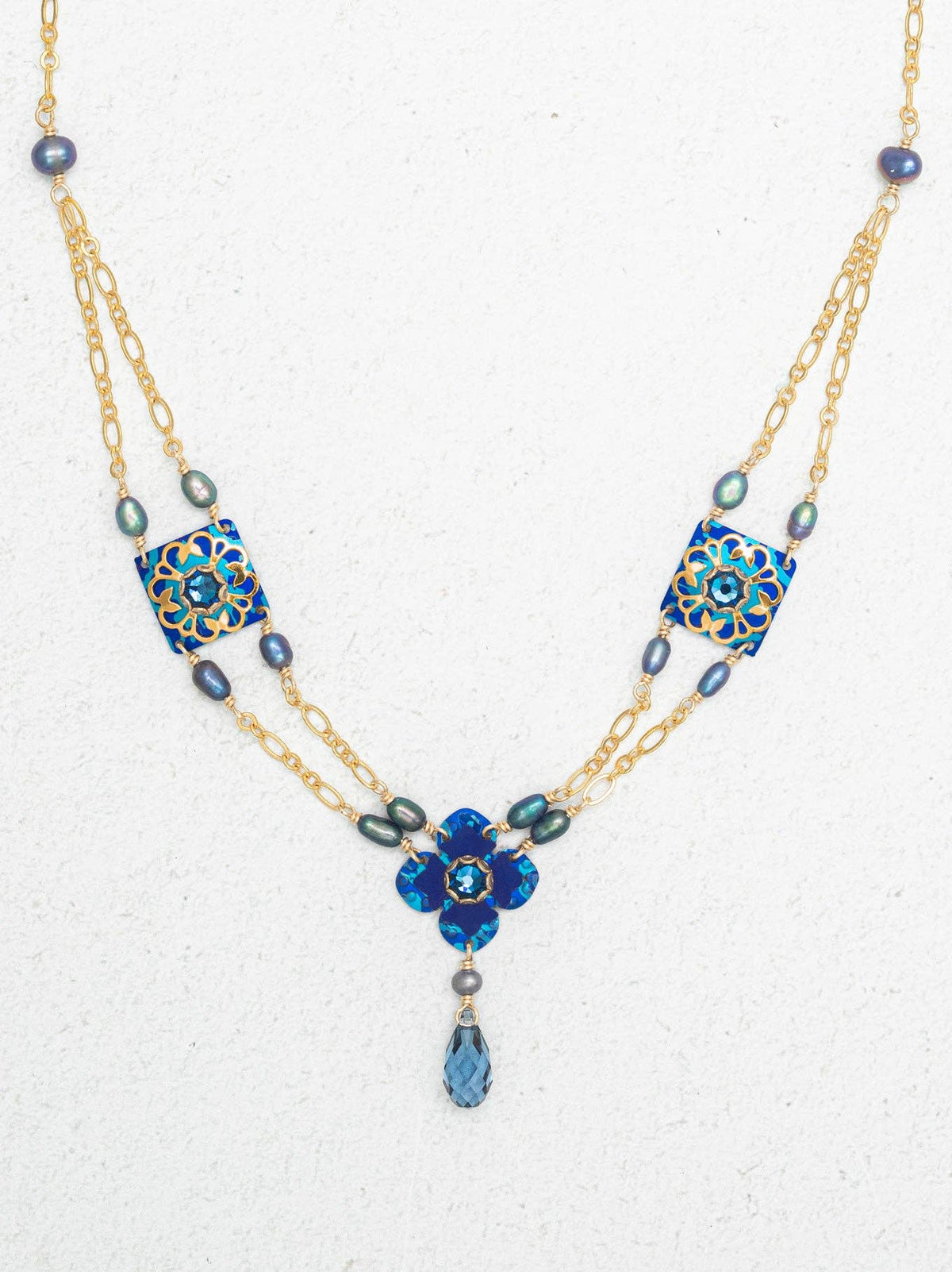 Octavia Necklace - Heart of the Home Inc