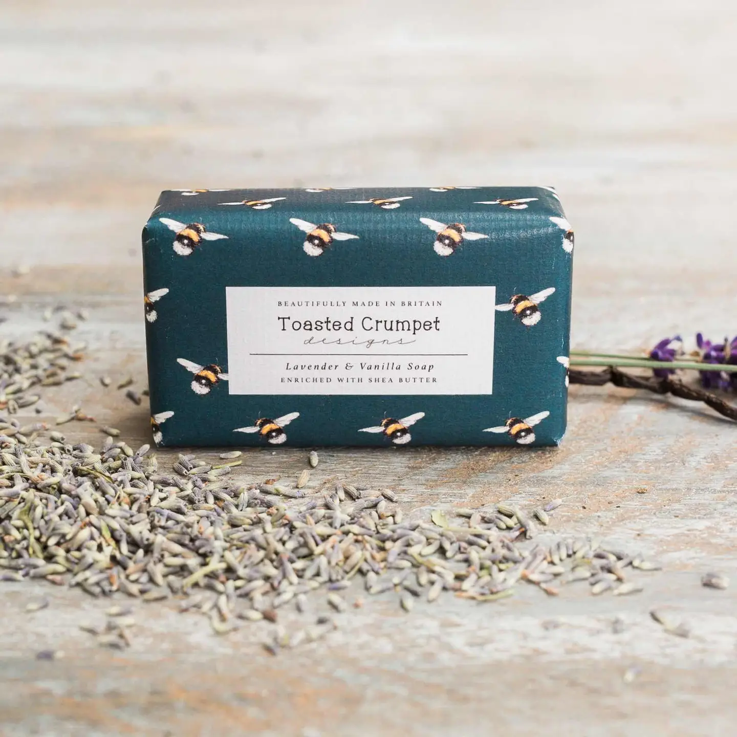 Lavender & Vanilla Soap - Heart of the Home Inc