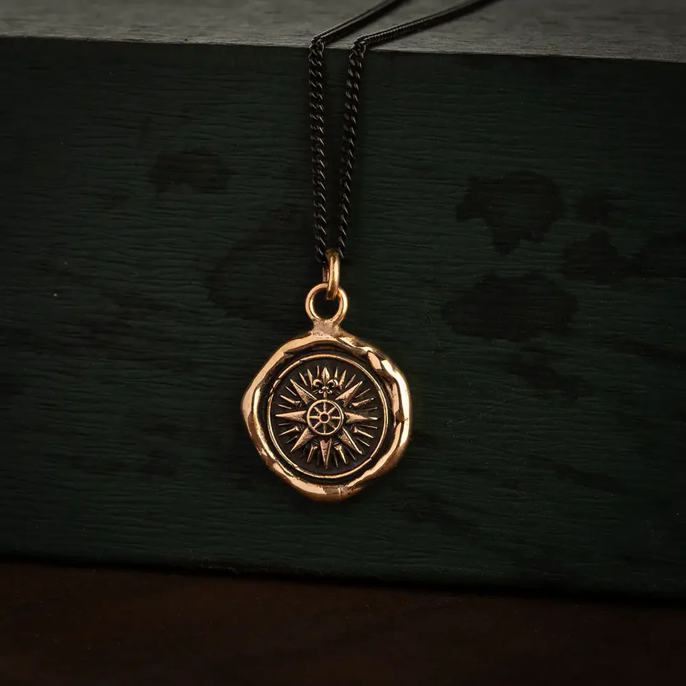 Direction Talisman in Bronze