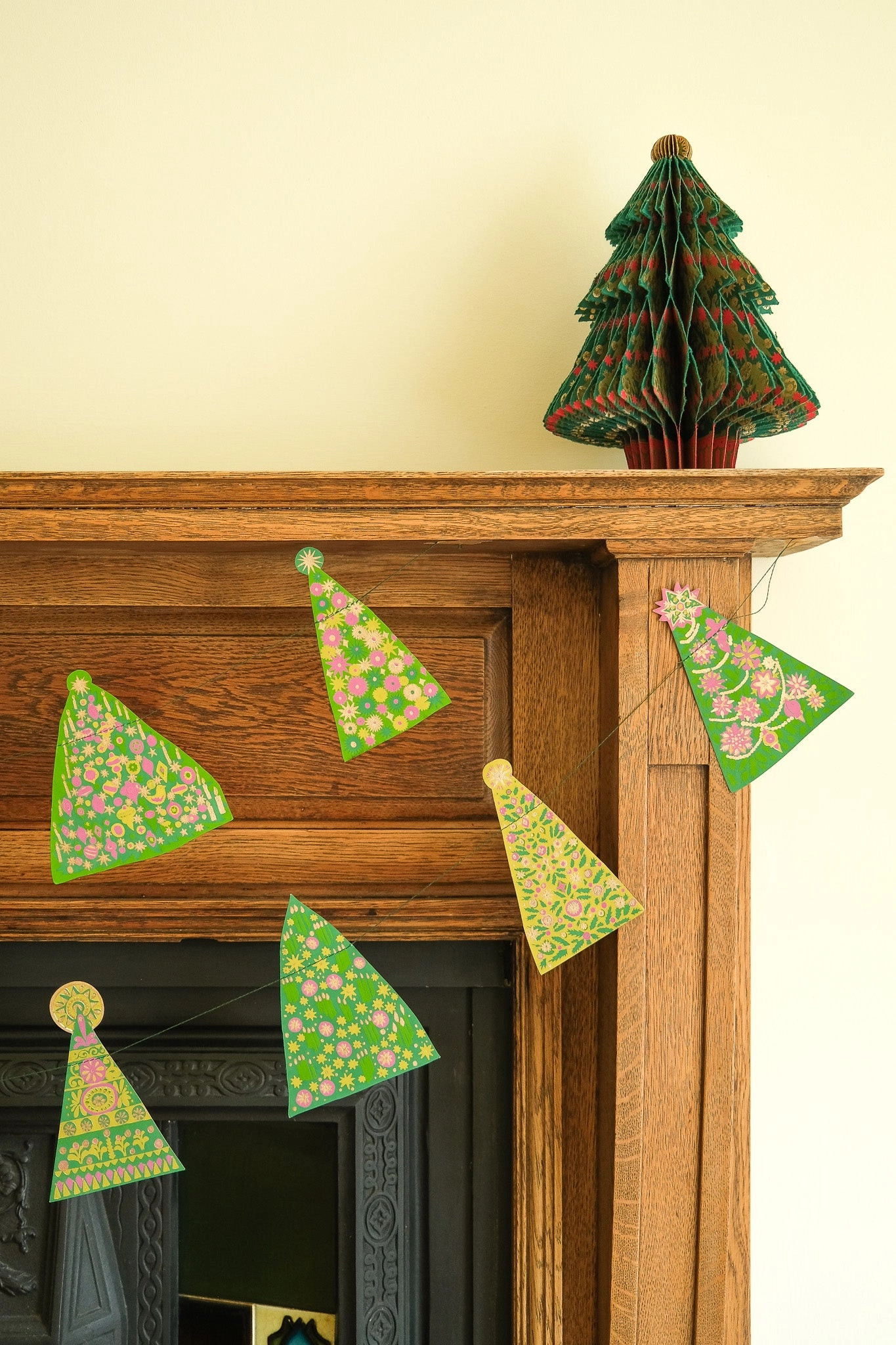 Midcentury Trees Garland - Heart of the Home Inc
