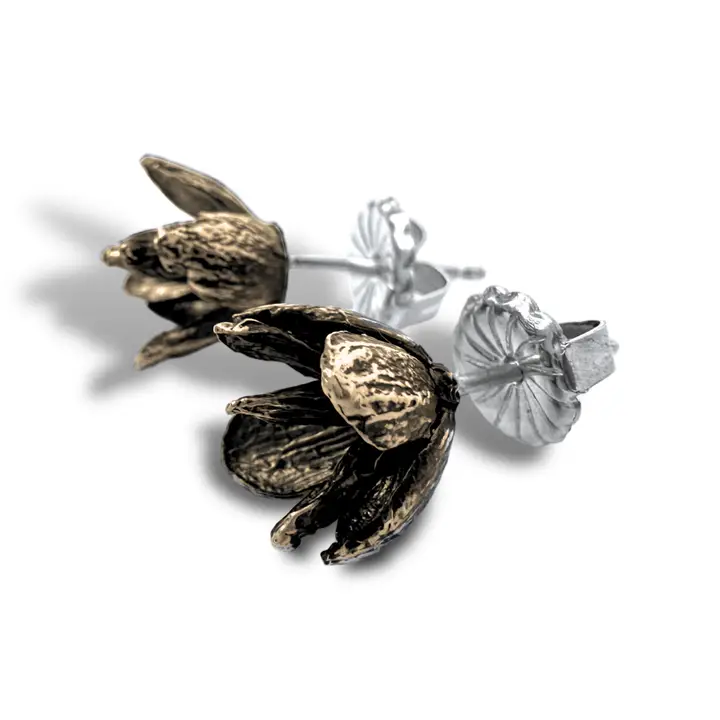 Warm Cedar Flowers Stud Earrings - Heart of the Home Inc