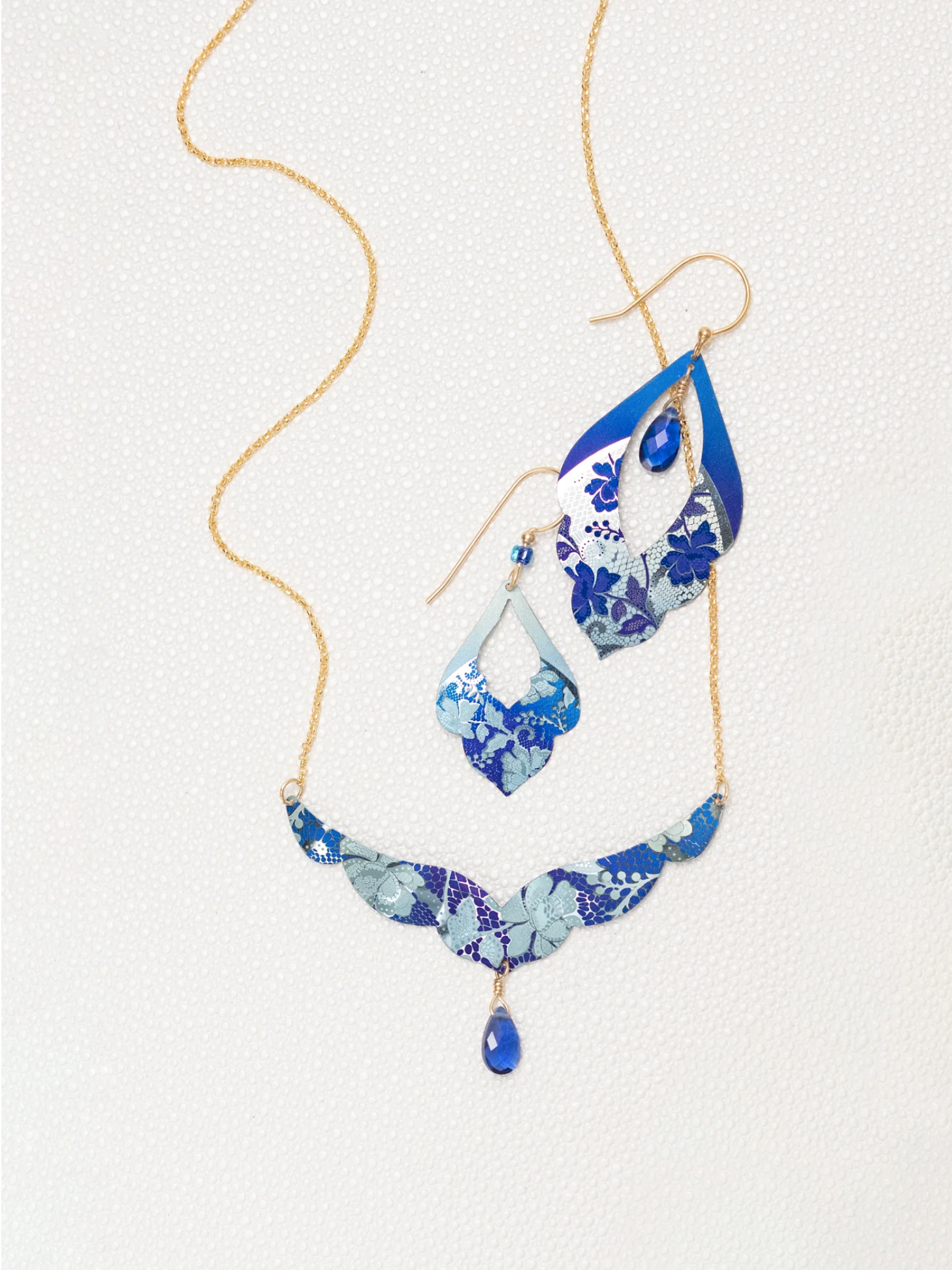 Isla Necklace in Forever Blue - Heart of the Home LV