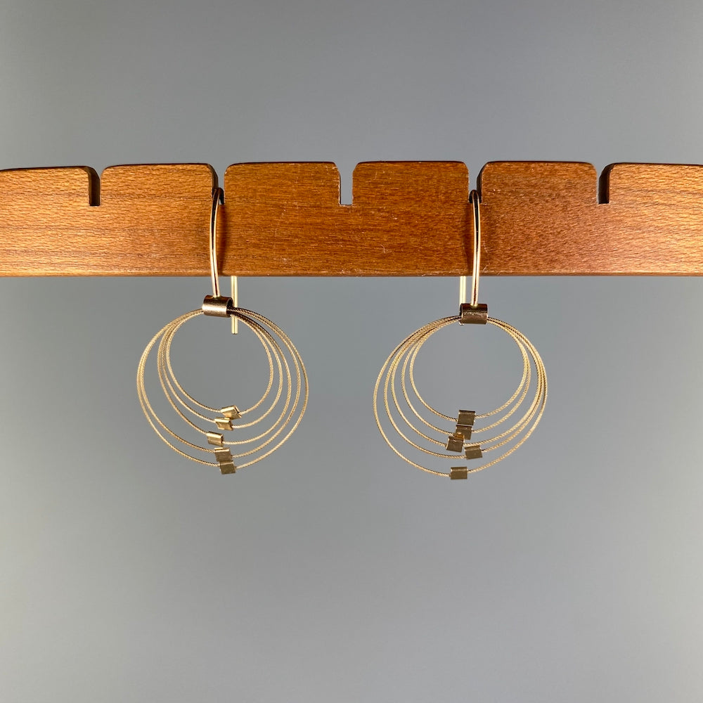 Graduated Circle Hook Earrings in Gold - Heart of the Home PA