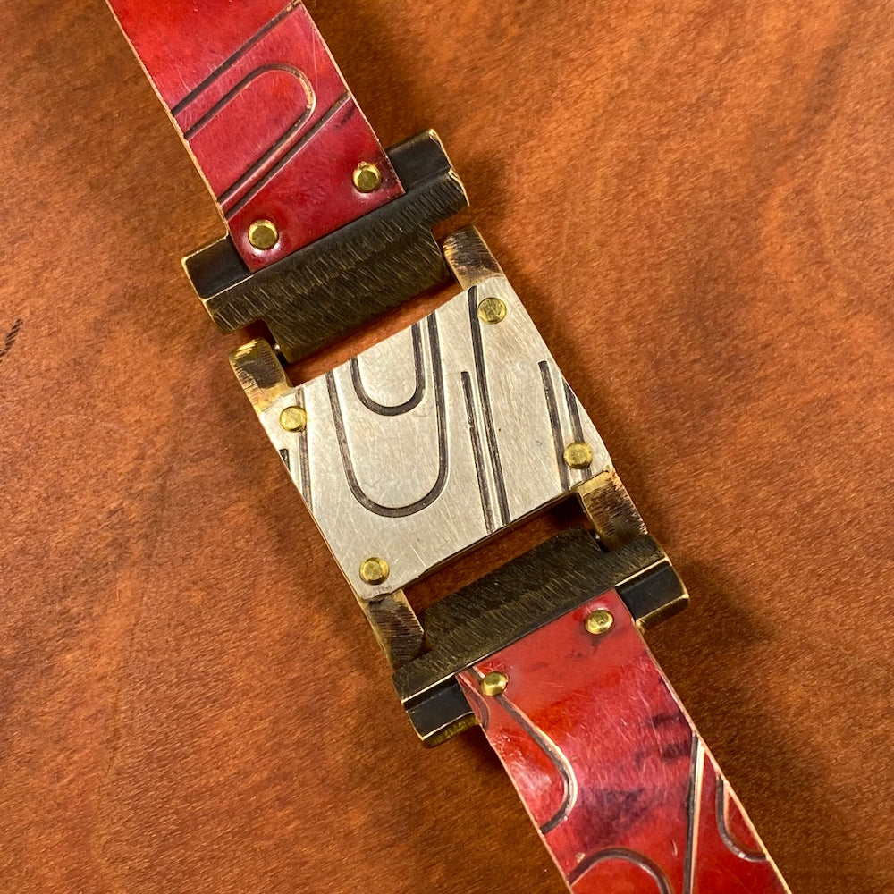 B33 Paperclip Texture Bracelet - Heart of the Home PA