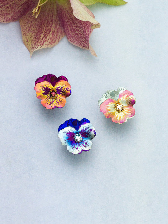 Garden Pansy Post Earrings in Vintage Burgundy - Heart of the Home PA