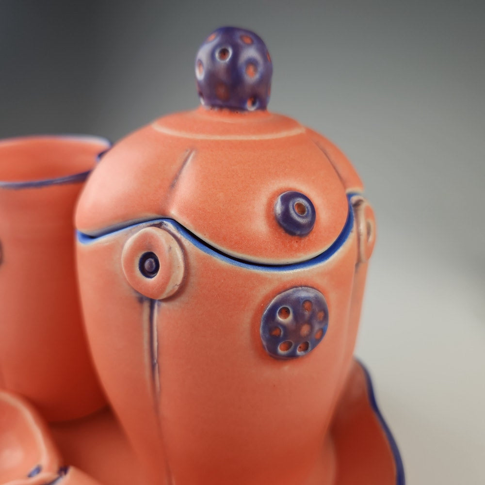 Button Creamer and Sugar Set with Spoon and Ceramic Tray in Flamingo - Heart of the Home PA