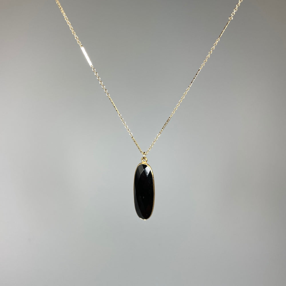 Black Onyx Oval Pendant - Heart of the Home PA