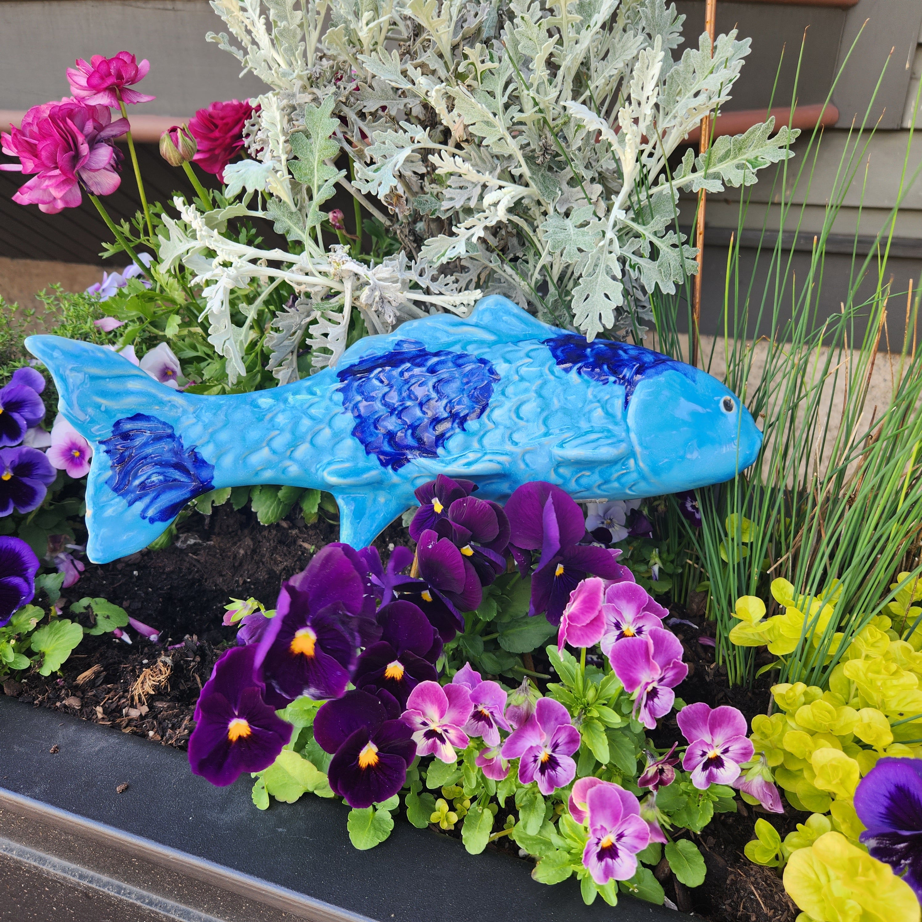 Ocean Blue Garden Koi - Heart of the Home LV