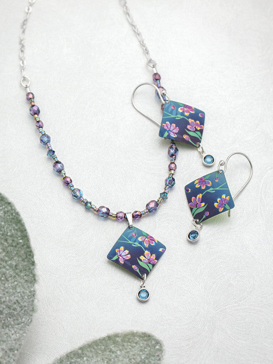 Garden Sonnet Beaded Necklace in Blue - Heart of the Home PA