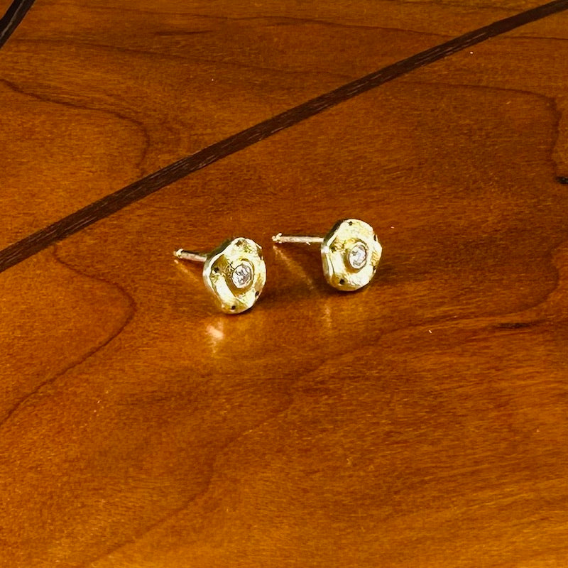 Flora Stud Earrings - Heart of the Home LV