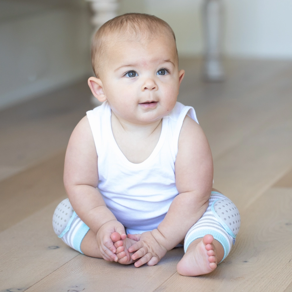 Up and Away Blue Happy Knees - Heart of the Home LV