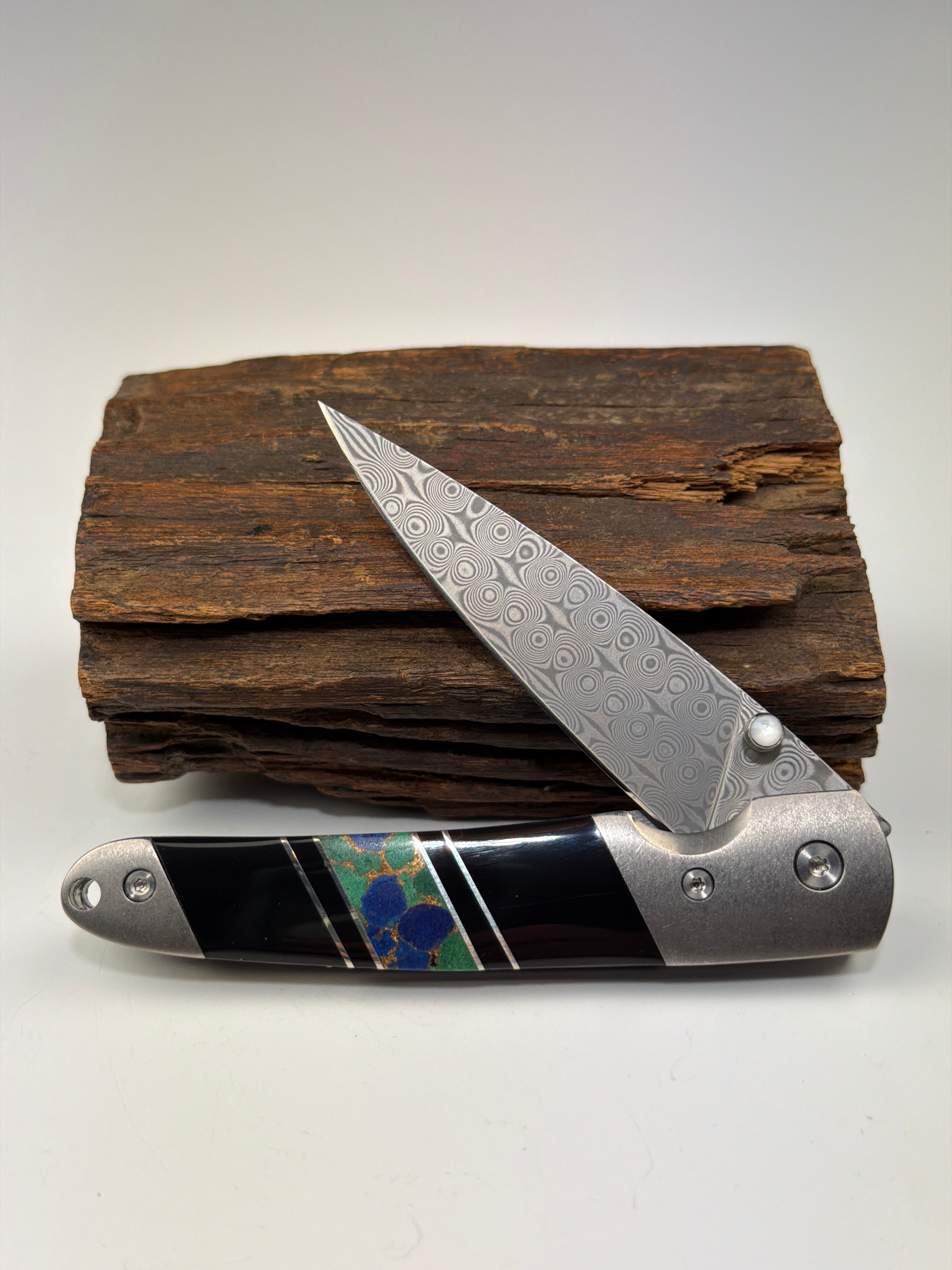 Azurite 4" Liner Lock Knife - Heart of the Home Inc