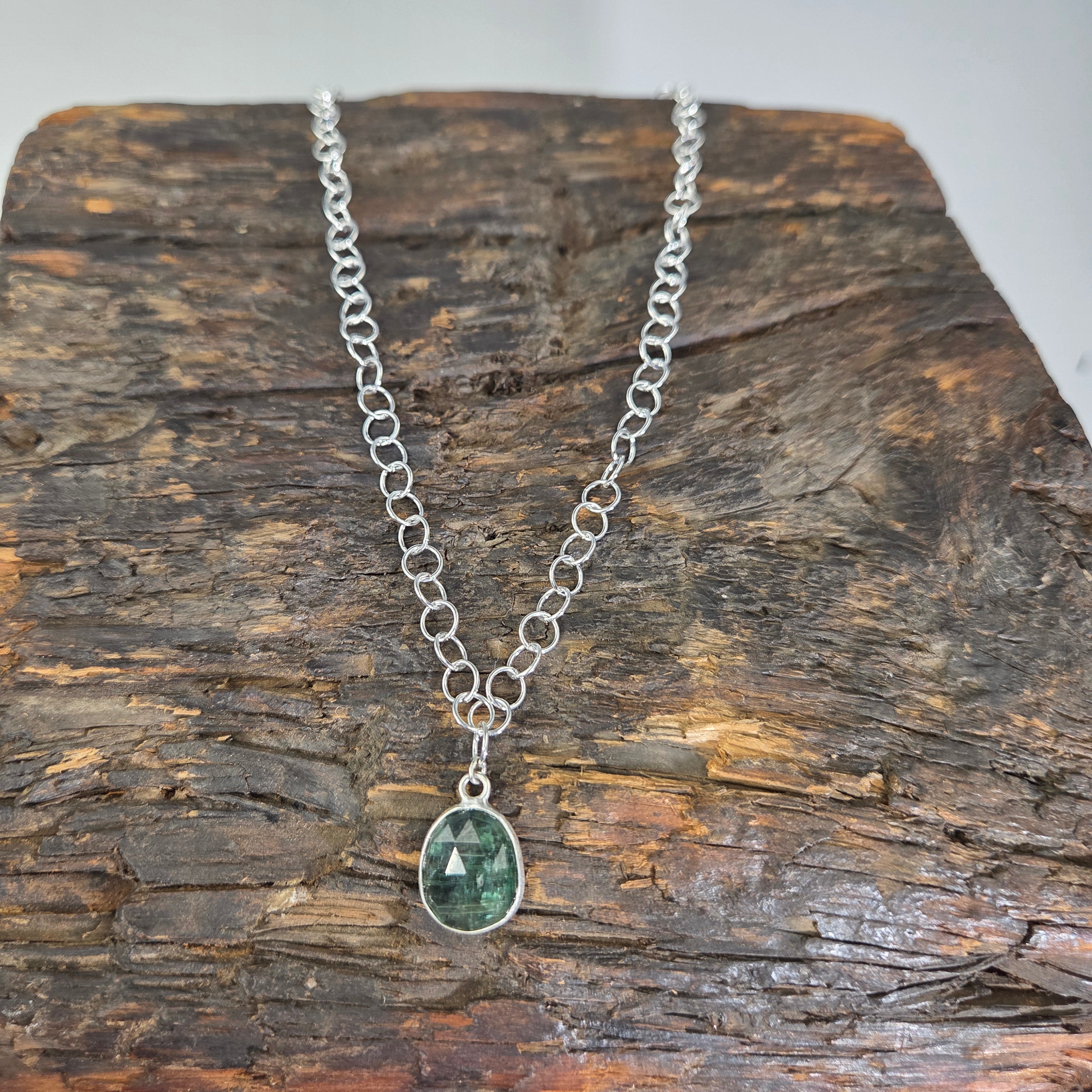 Green Kyanite Necklace - Heart of the Home Inc