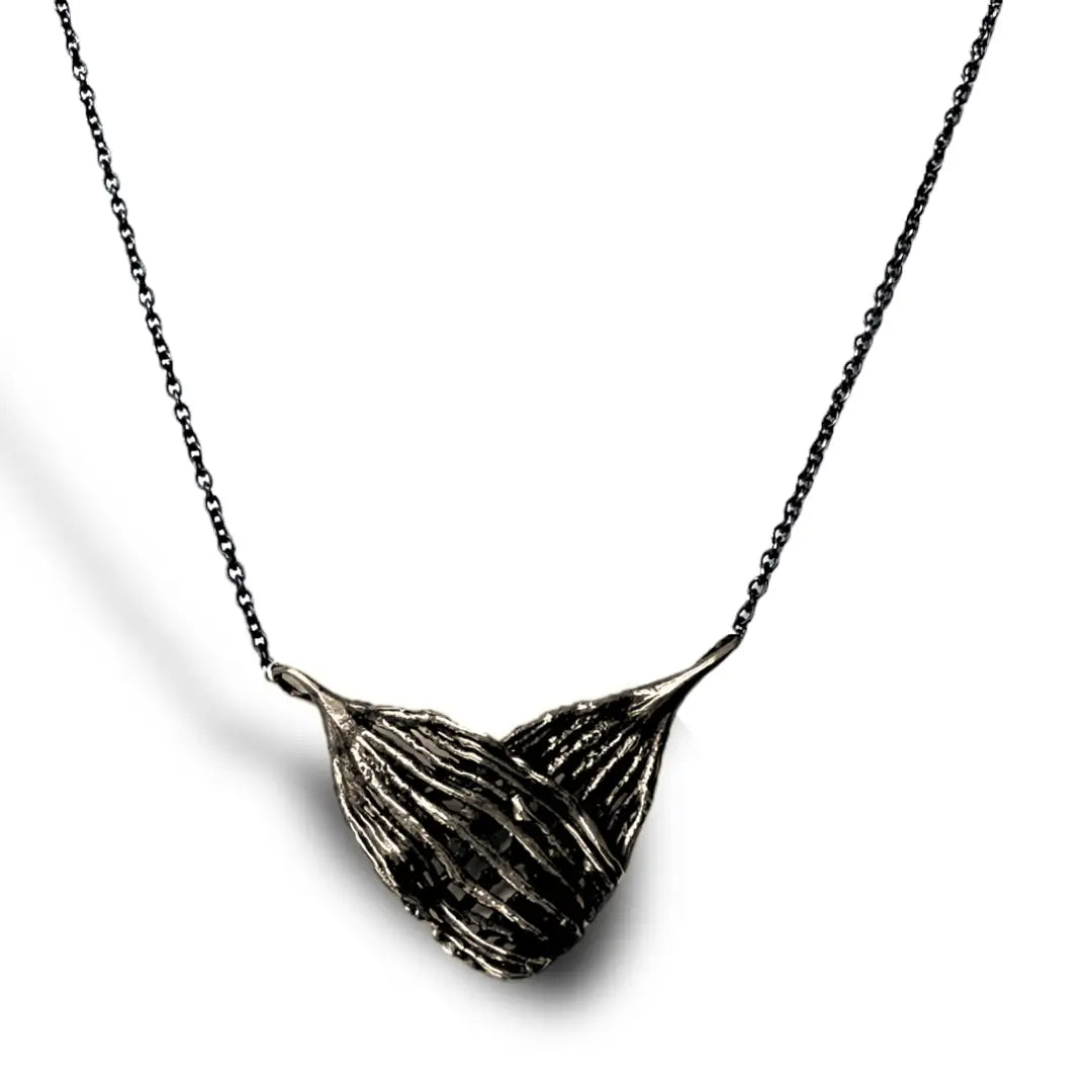 Pinion Pendant Necklace - Heart of the Home Inc