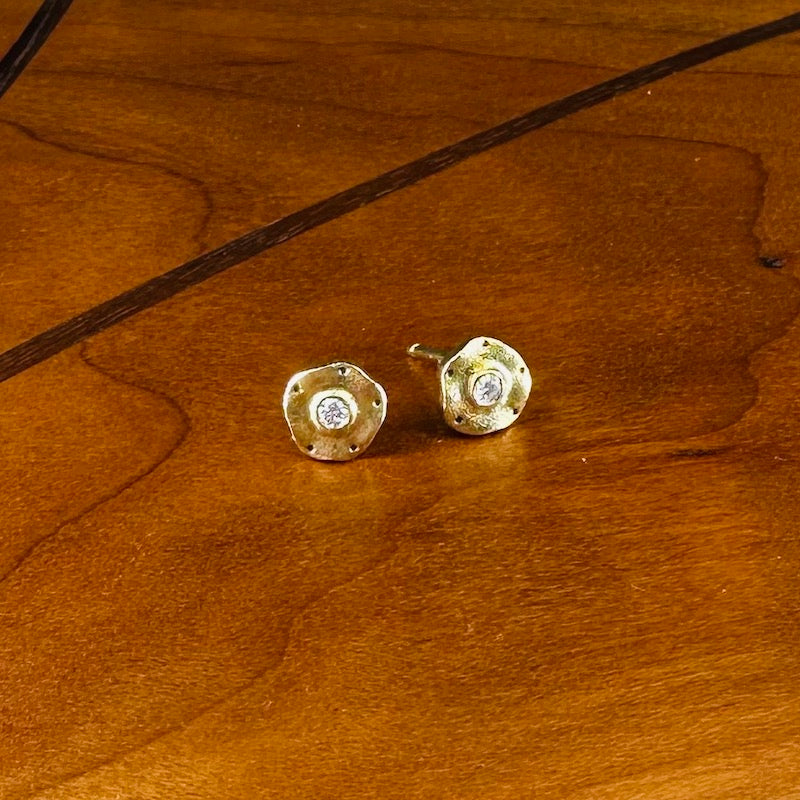 Flora Stud Earrings - Heart of the Home LV