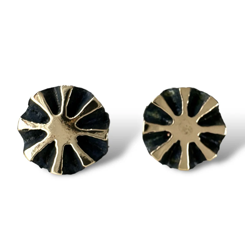 Warm Pinecone Sun Stud Earrings - Heart of the Home Inc