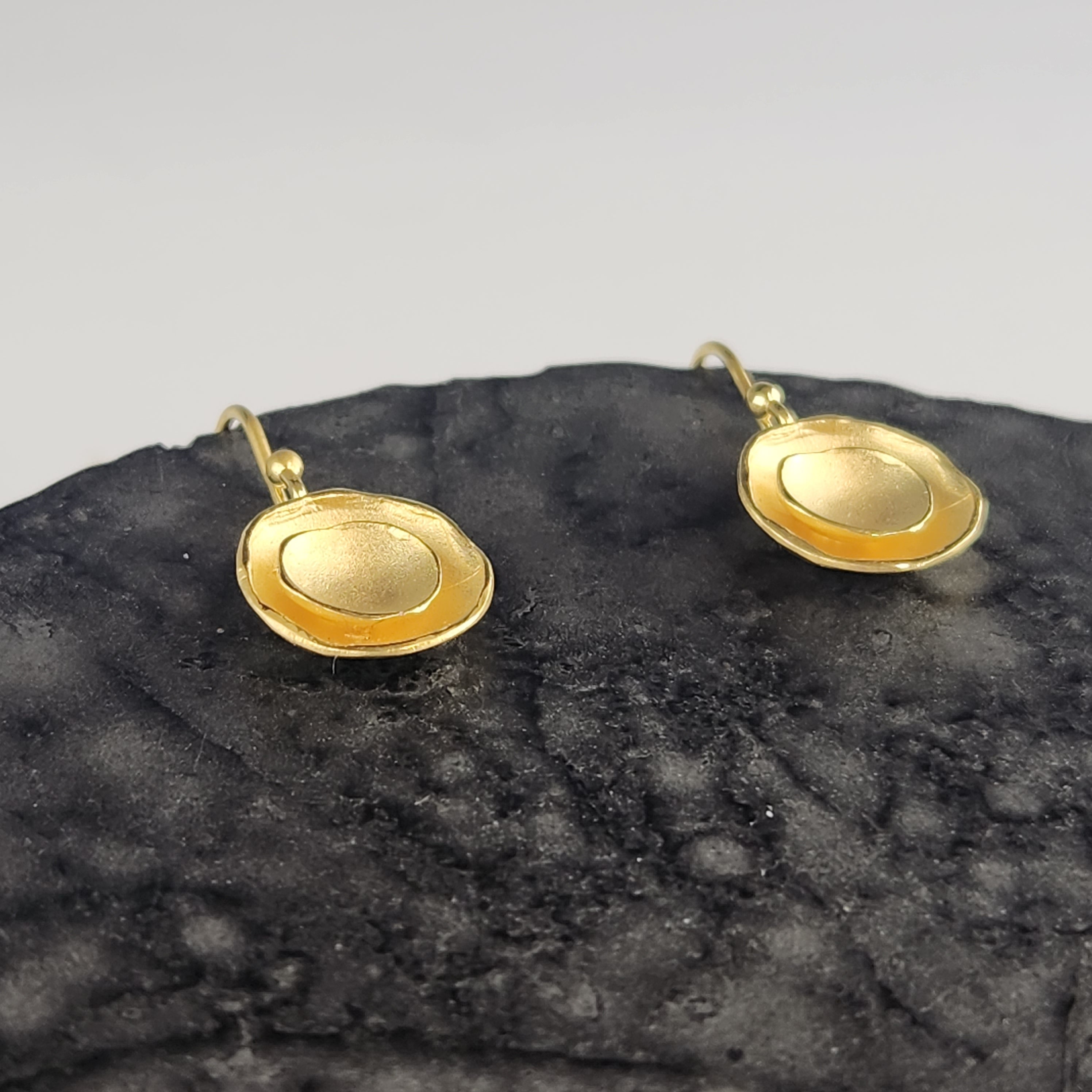 Dishy Oyster Earrings in Vermeil - Heart of the Home Inc