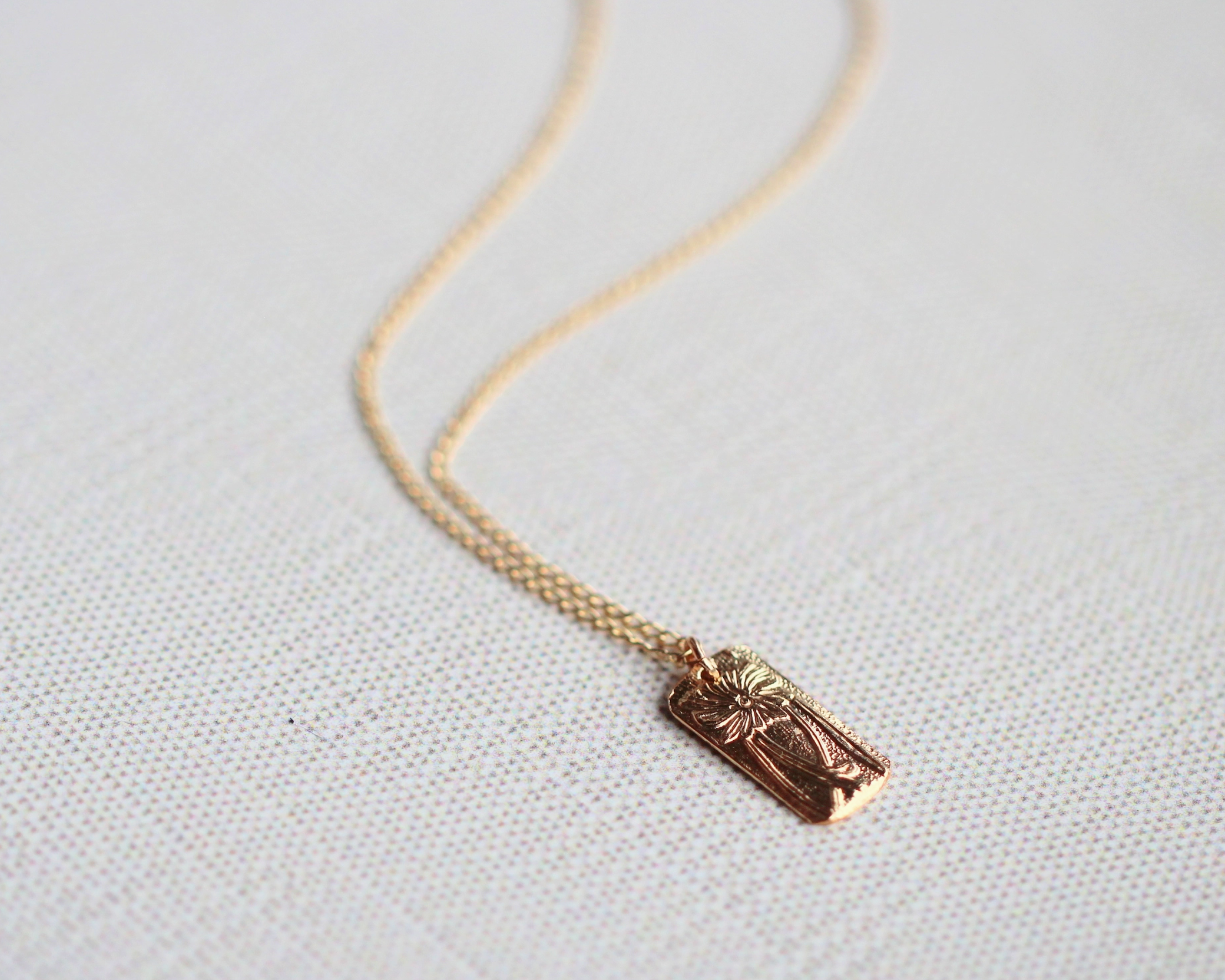 Poppy Necklace - Heart of the Home Inc