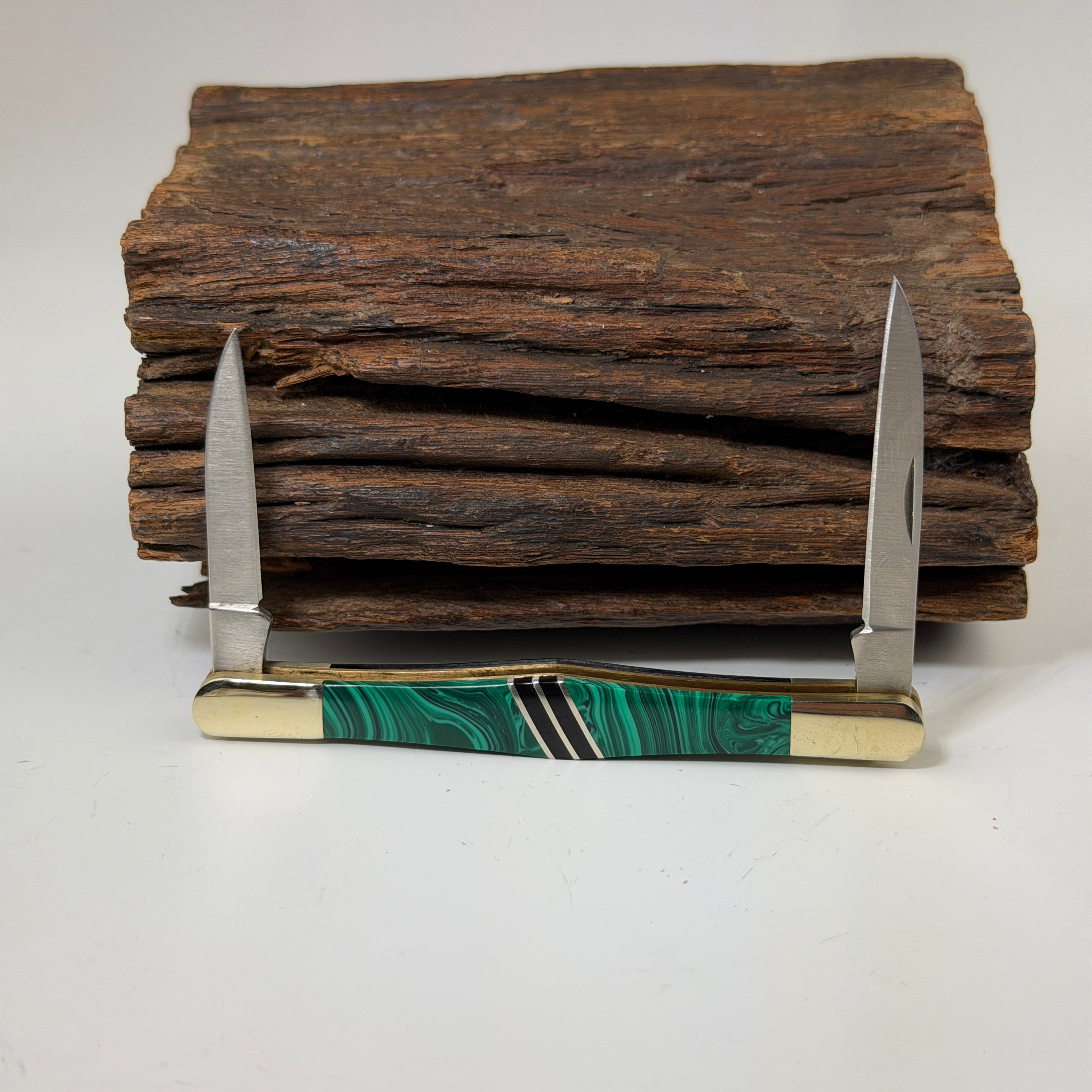 Truestone Malachite & Jet Tuxedo Knife - Heart of the Home Inc