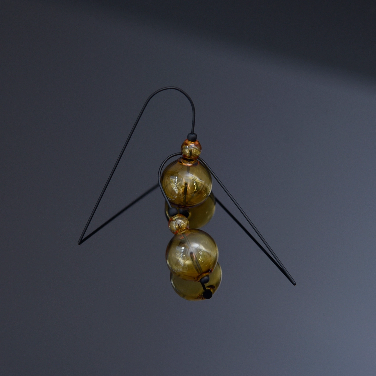 Mini Scoop Earrings in Amber Glass - Heart of the Home Inc