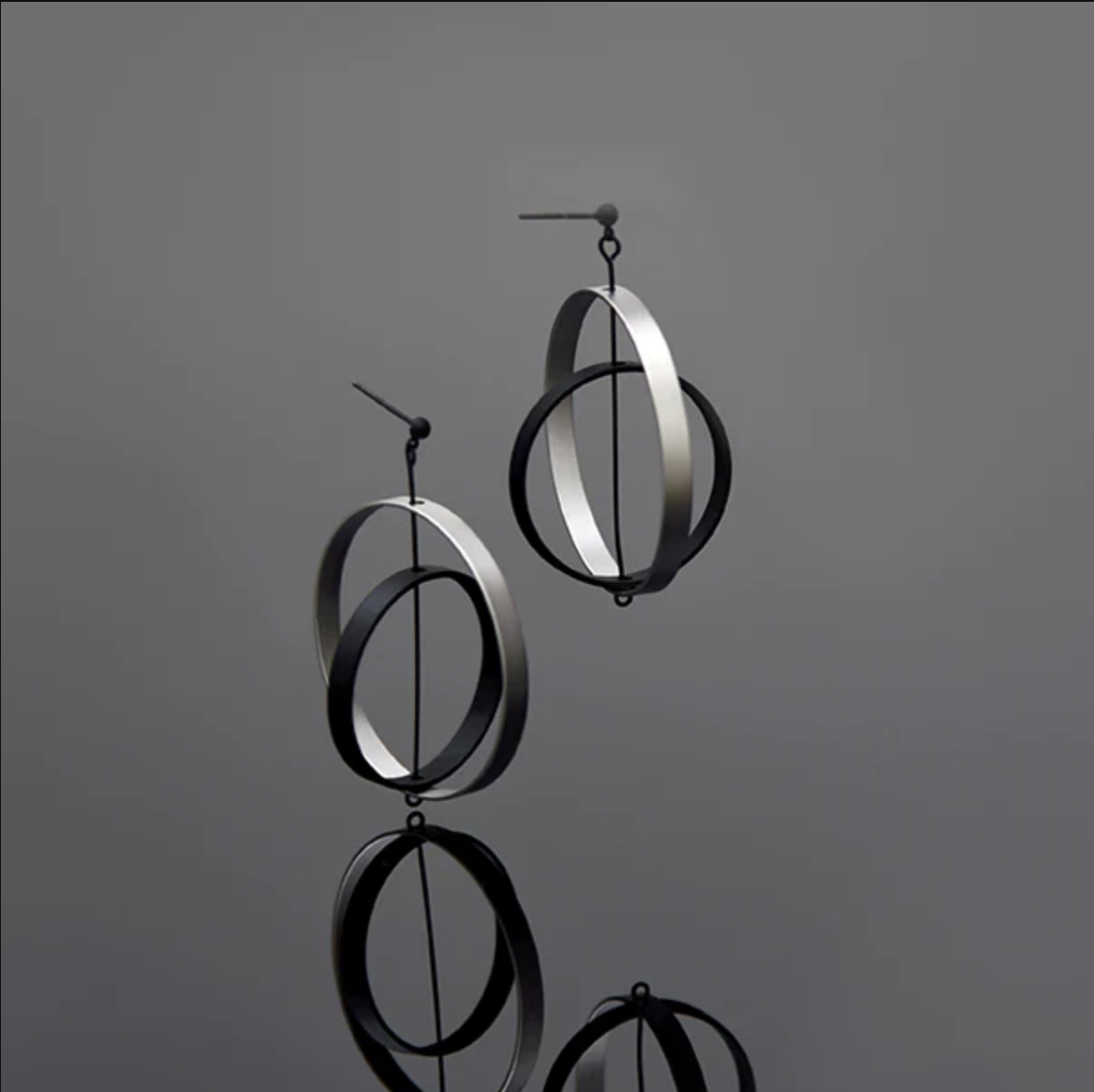 Axle Earrings in Black & Silver - Heart of the Home Inc