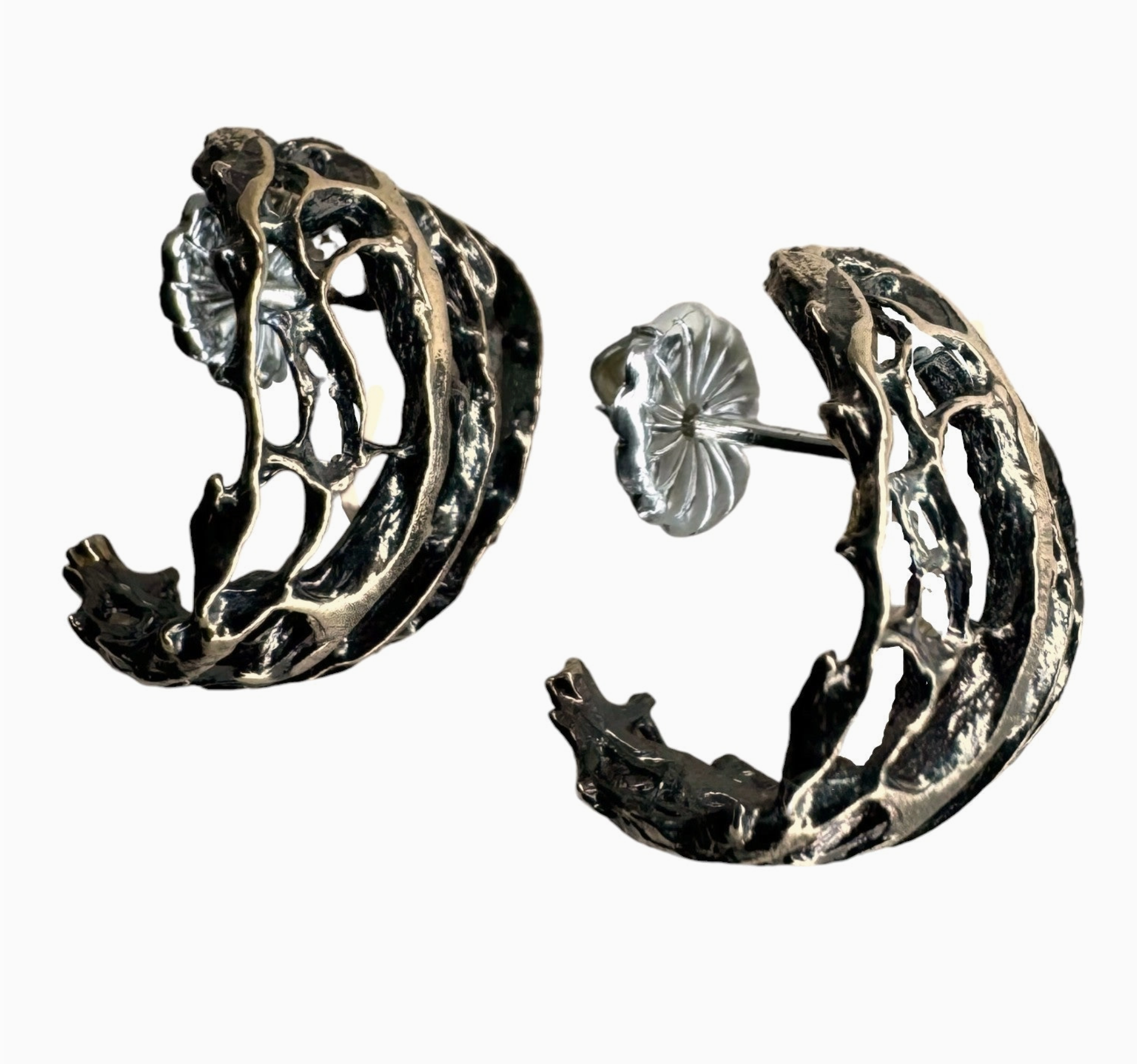 Sea Fan Curve Earrings in Warm Bronze