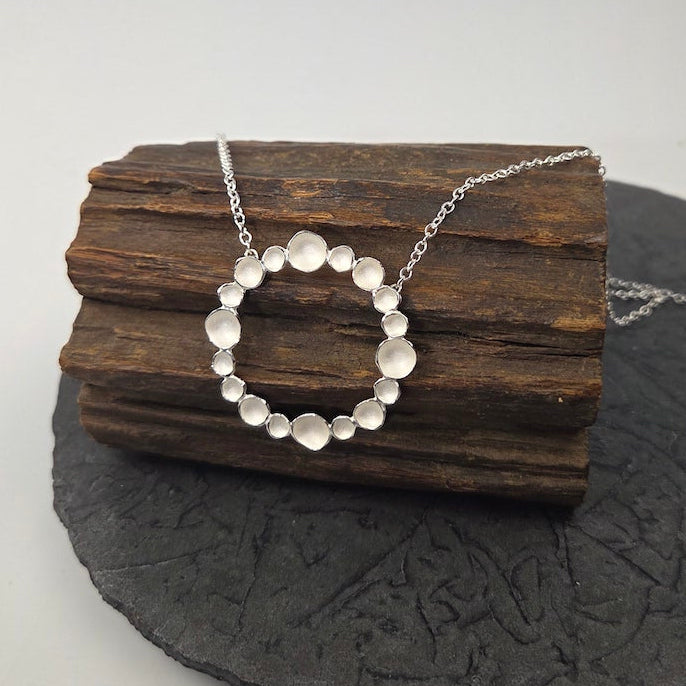 Circle Pod Pendant - Heart of the Home Inc