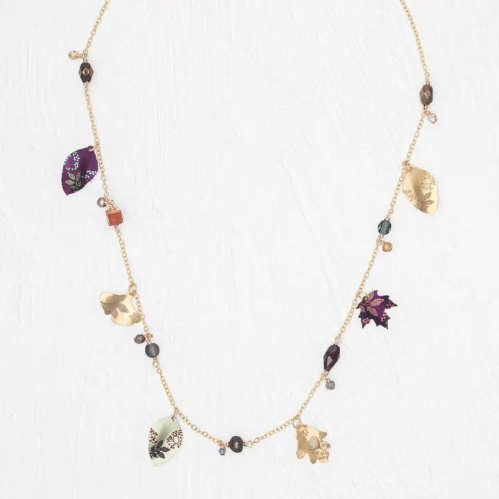 Charming Leaf Necklace - Heart of the Home Inc