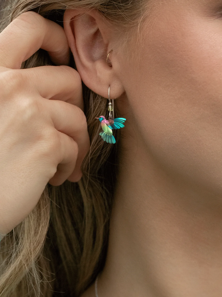 Picaflor Earrings in Living Coral - Heart of the Home Inc