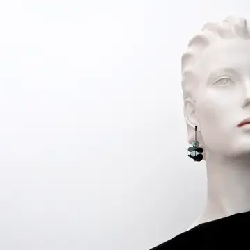 Otto Earrings in Black and Aqua - Heart of the Home Inc