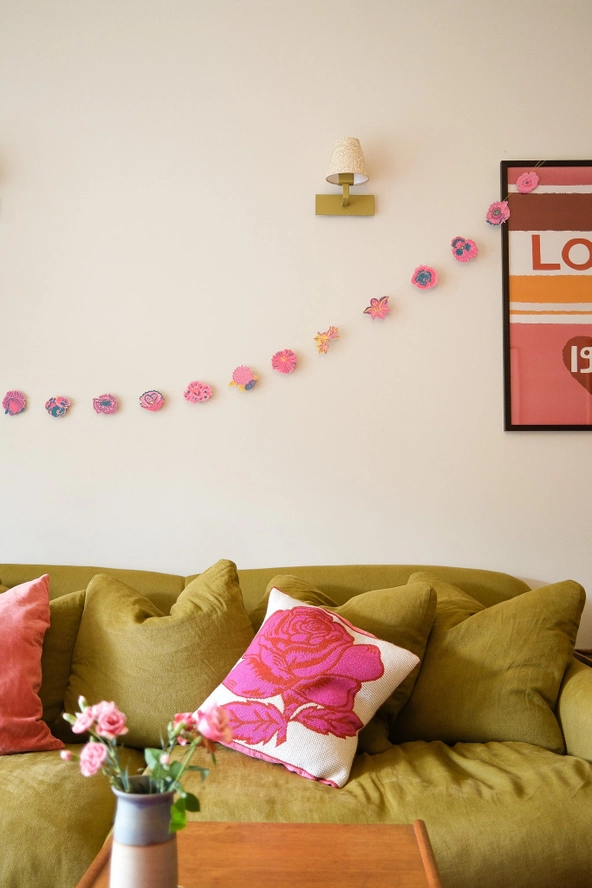 Summer Garland - Heart of the Home Inc
