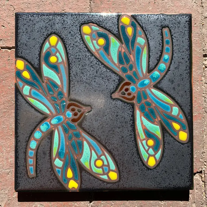 Dragonfly On Silver Glazed Tile - Heart of the Home Inc