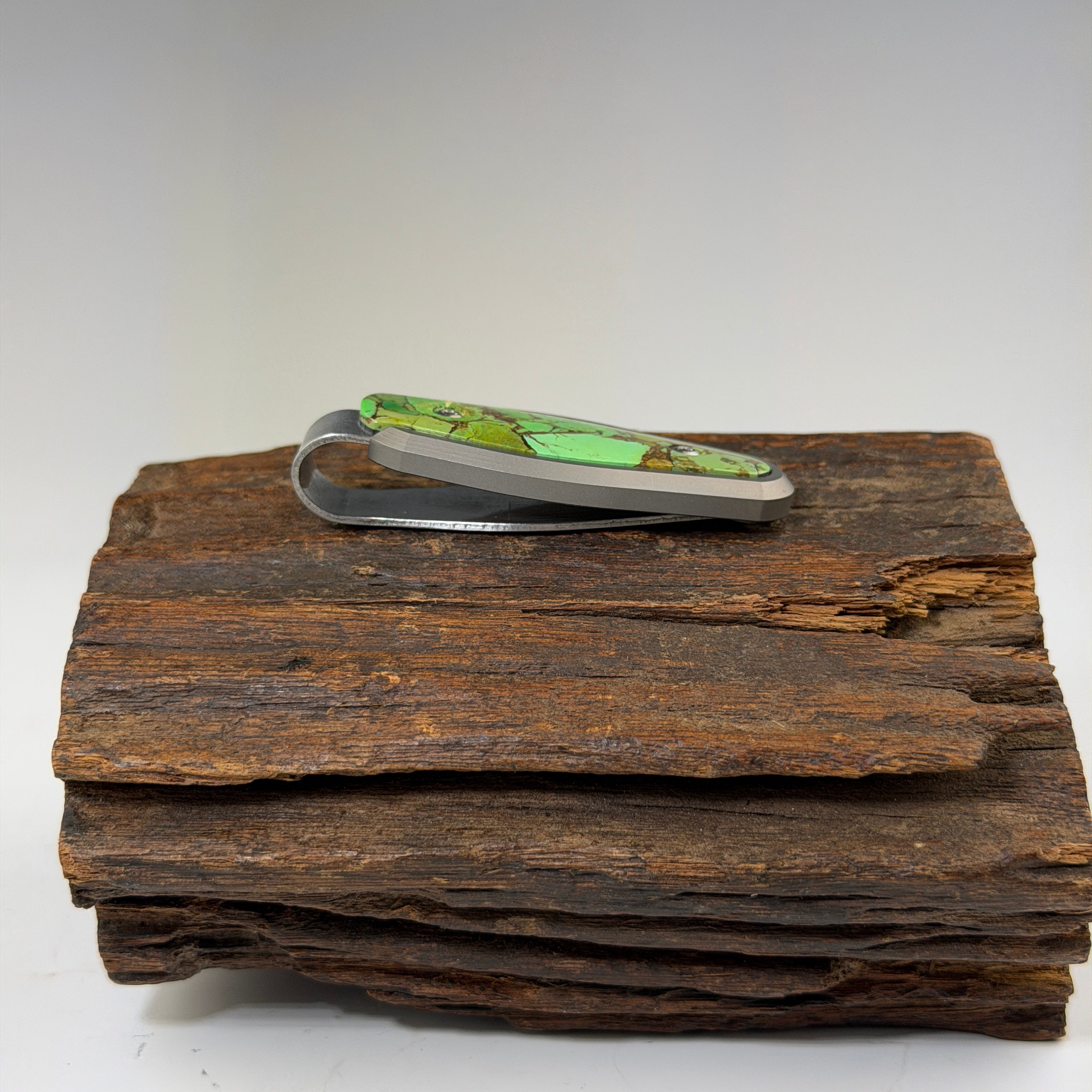 Mojave Green Turquoise Titanium Moneyclip - Heart of the Home Inc