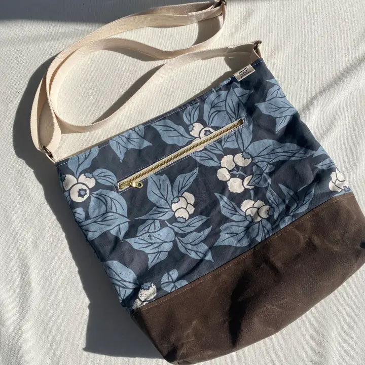 Blueberry Large Crossbody Bag - Heart of the Home Inc