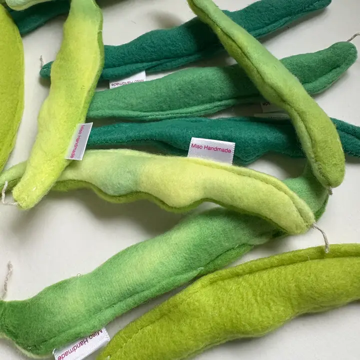 Wool Catnip String Beans