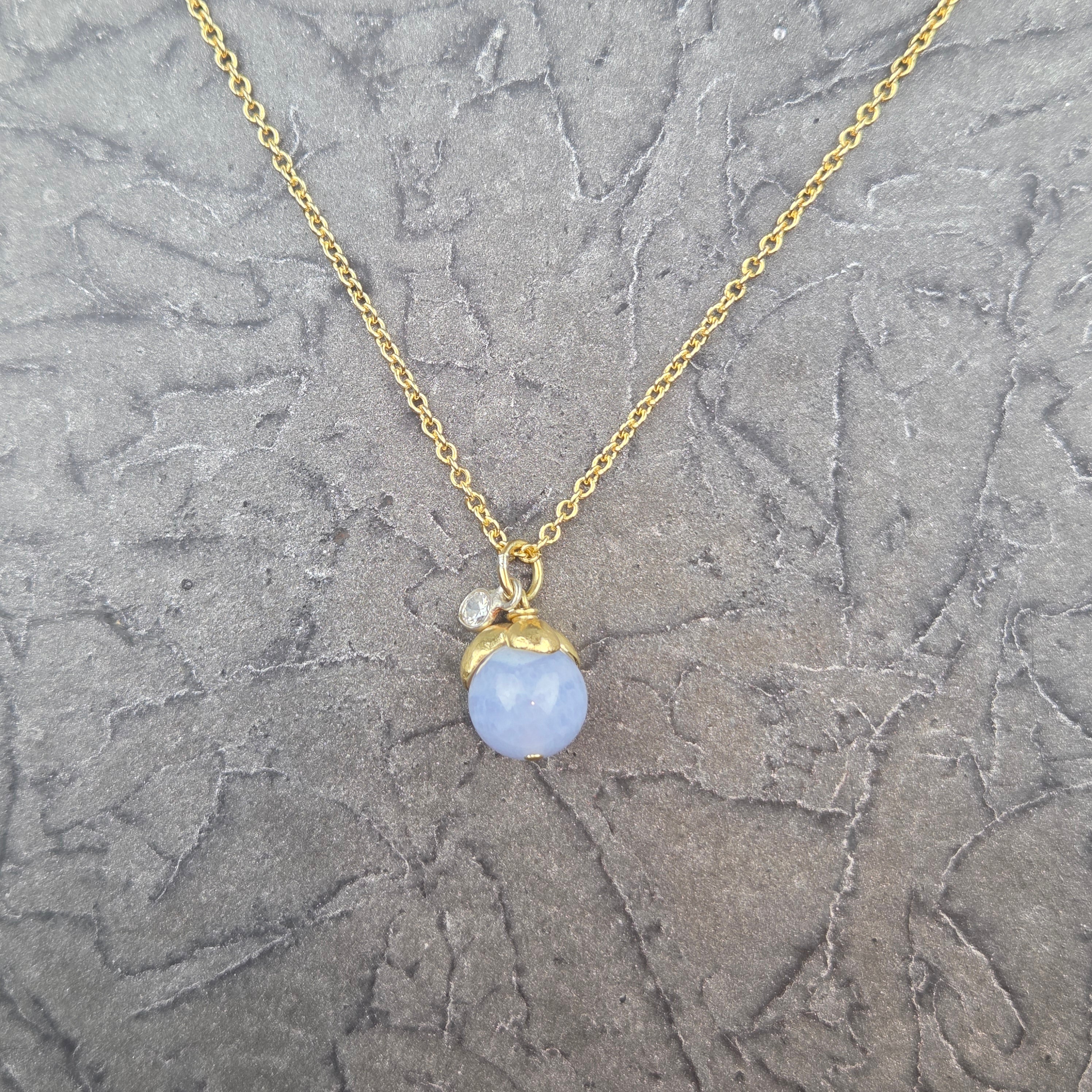 Berry Bloom Necklace in Vermeil and Lace Agate - Heart of the Home Inc