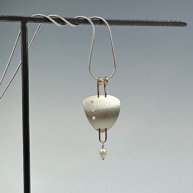 Modern Triangle Pendant - Heart of the Home Inc