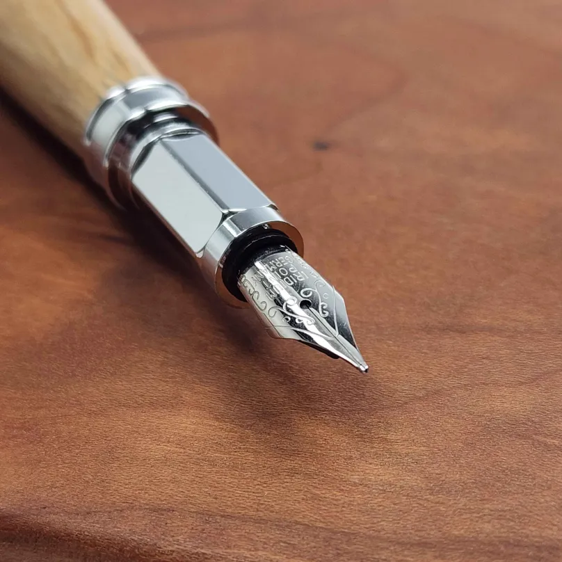 Woodford Reserve Barrel Oak Fountain Pen
