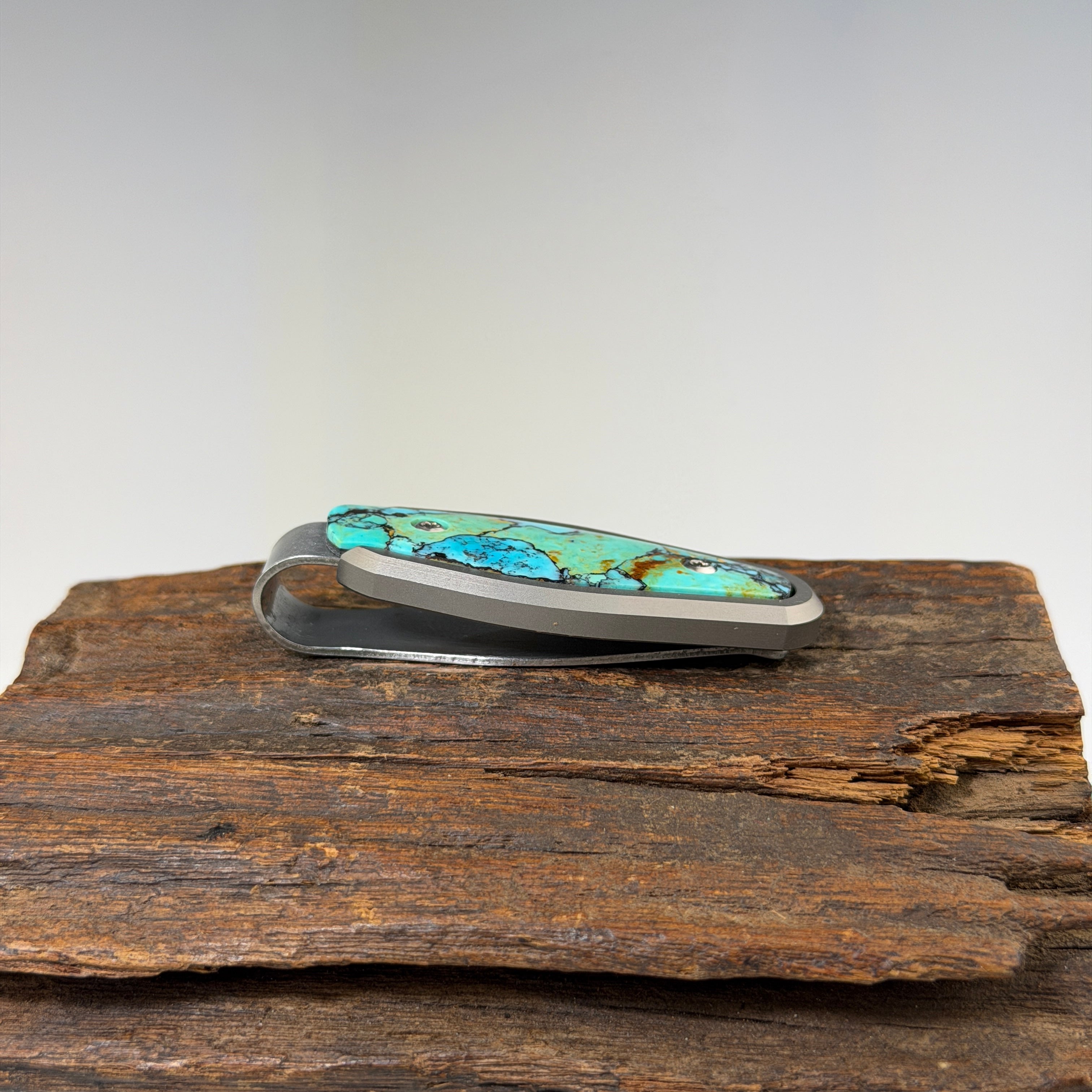 Kingman Turquoise Titanium Moneyclip - Heart of the Home Inc